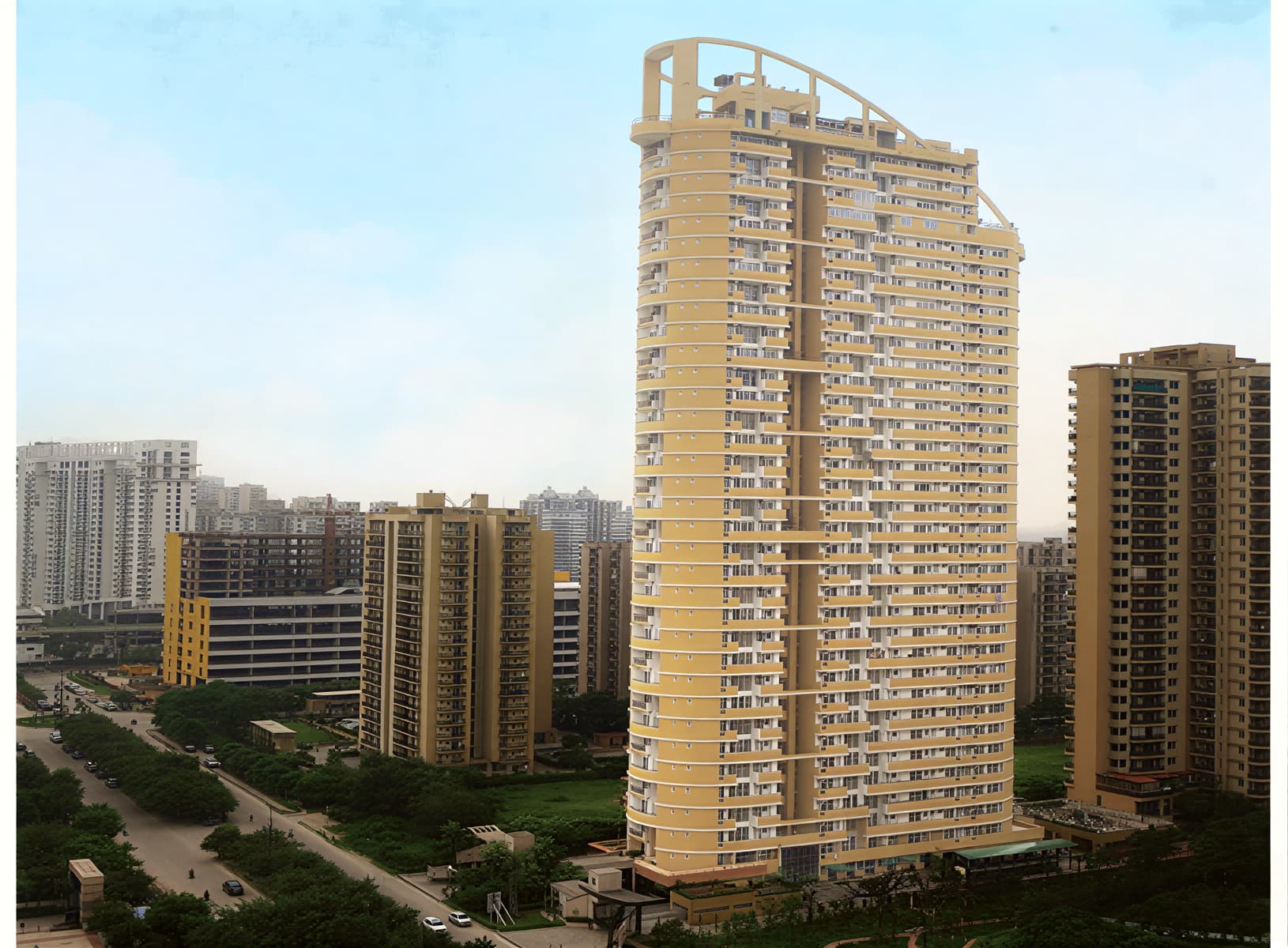 3 BHK Luxury Apartment By Dasnac Burj at Noida Sector 75